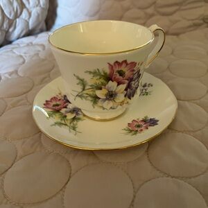 Duchess January plate and cup.
